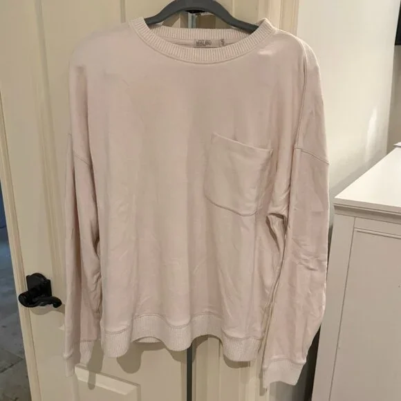 Barefoot Dreams Malibu Collection® Brushed Fleece Pullover - Picture 5 of 7